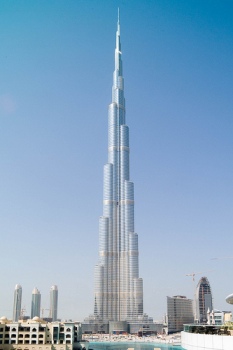 башня Бурдж-Халифа в Дубае